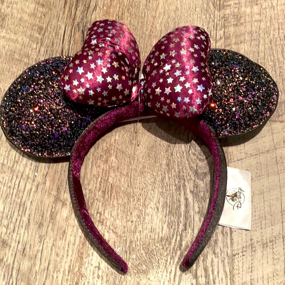 Disney Accessories - ADORABLE Disney Parks Minnie Ears~ NWT